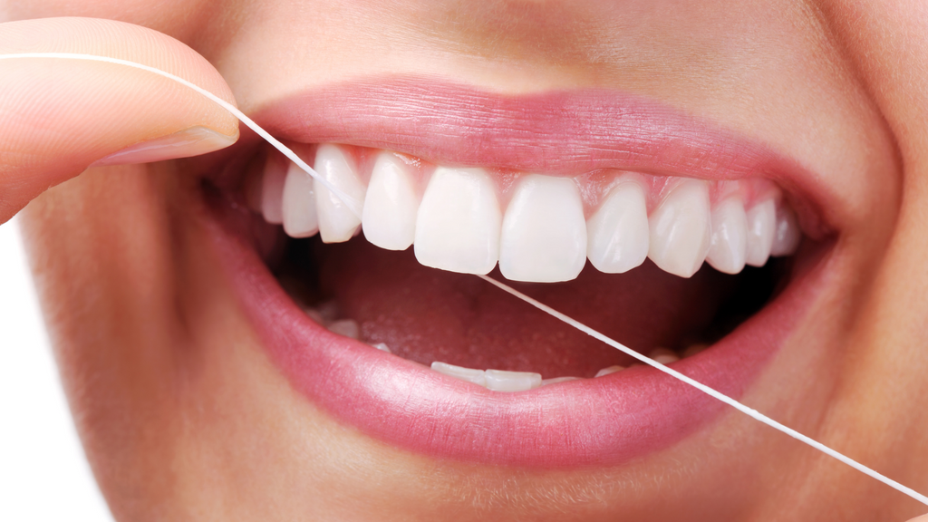 5 Benefits of Flossing